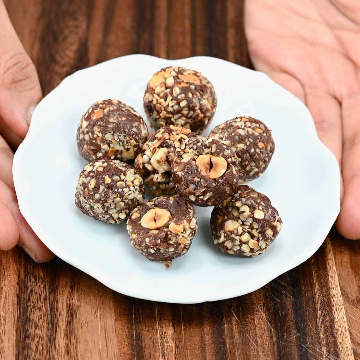 Indulge in Rich 7-Ingredient Vegan Hazelnut Chocolate Truffles
